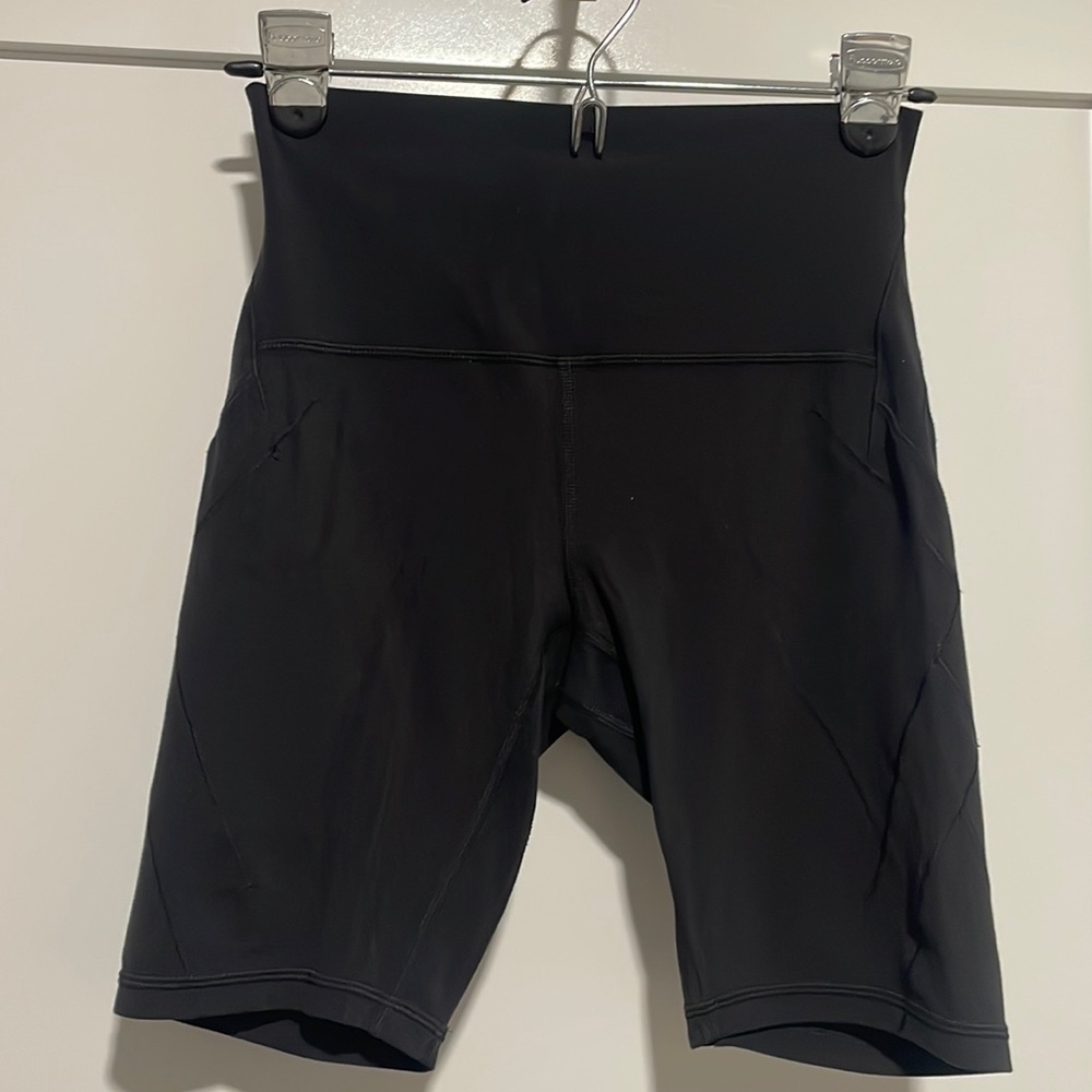 lululemon specialty align short - black size 4
